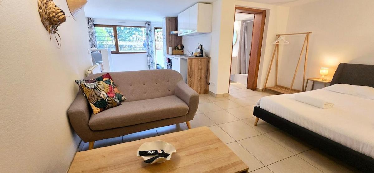 Le Bacchus Apartment Тонон-ле-Бен Екстериор снимка